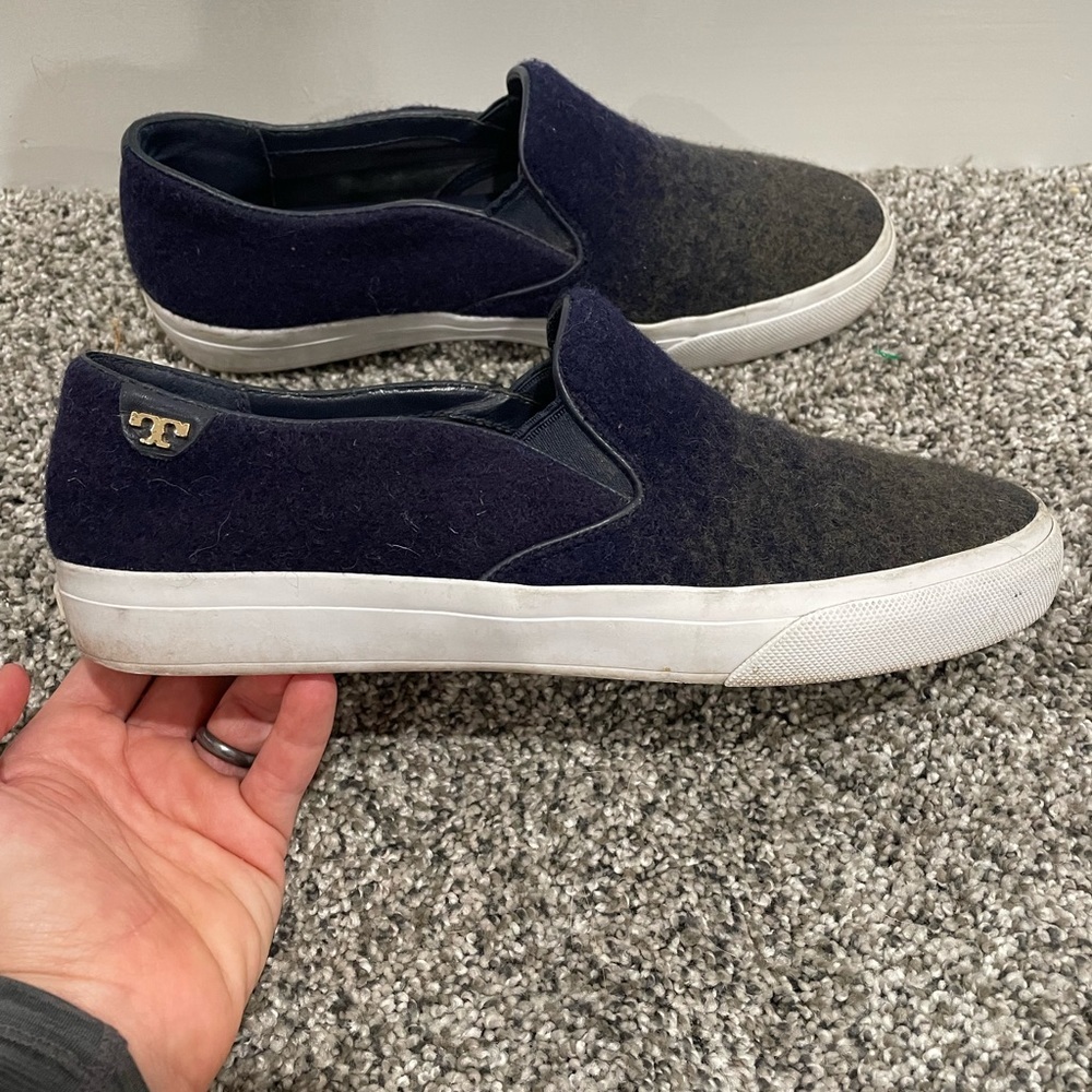 Tory Burch blue/green ombré slip on loafers, size 8.5 - Picture 10 of 13